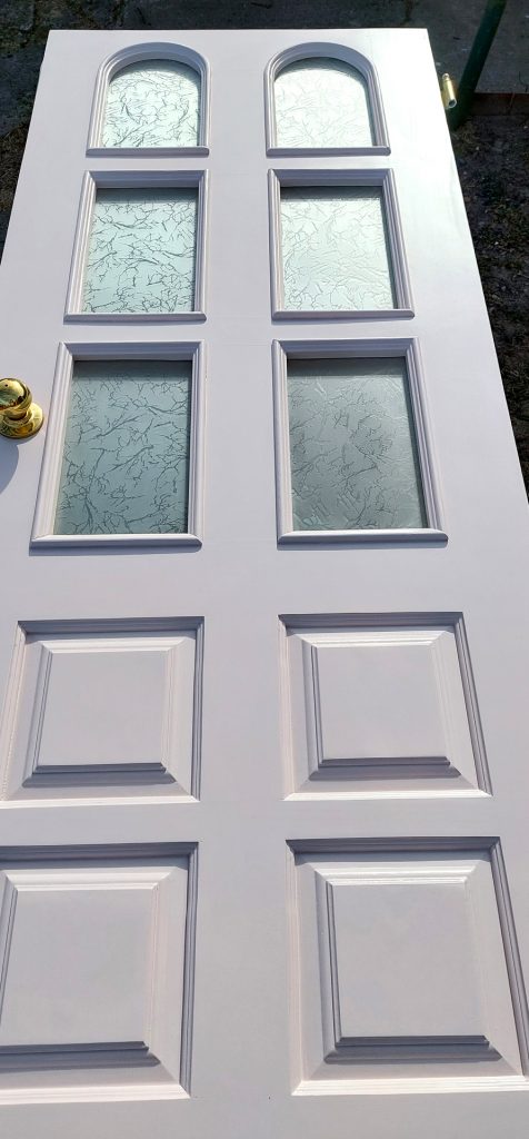 Durų atnaujinimas Telšiai